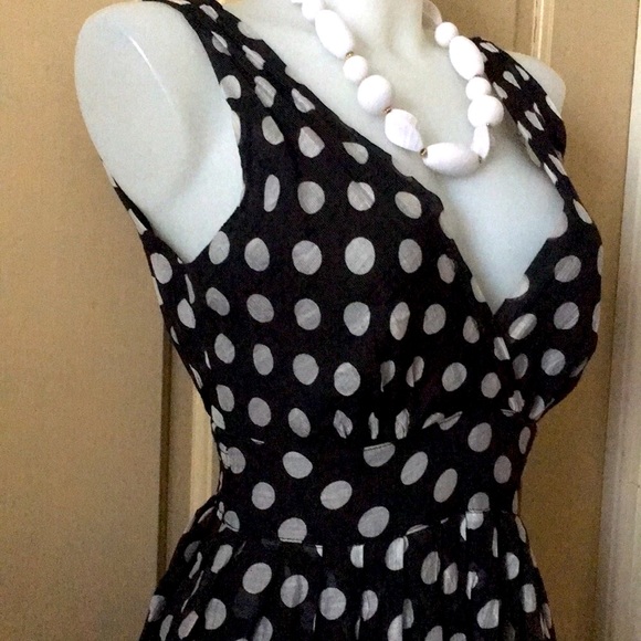 NWOT ‘Marylin Monroe’ style dress - Picture 4 of 11